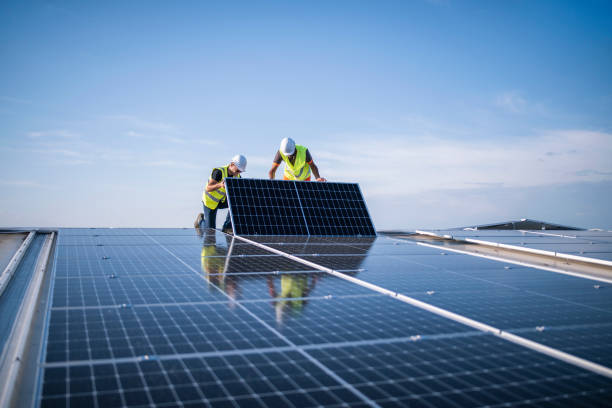 Best Solar Panel Roofing Installation  in Oakwood, IL